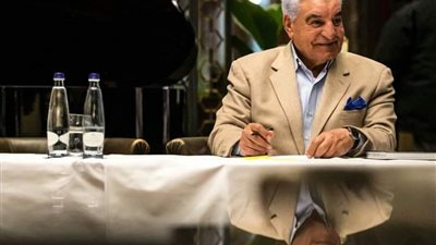 9 فبراير.. عمدة بلباو الإسبانية يكرم زاهي حواس على مجهوداته