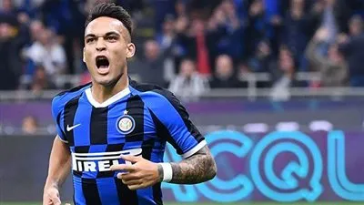 لاوتارو مارتينيز يوجه صدمة قوية لقطبي مانشستر ويعلن رغبته