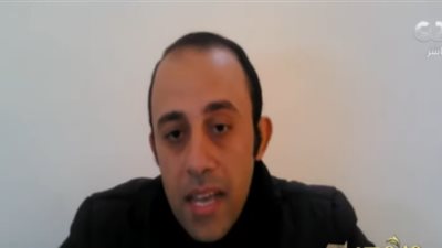 شاهد.. أول ظهور للمصري المحتجز بالصين بسبب ارتفاع حرارته