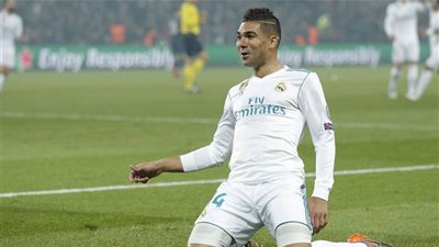 كاسيميرو يحصد جائزة فريدة جديدة مع ريال مدريد