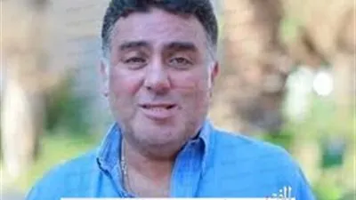 تامر حبيب يتغزل في أناقة يسرا في حفل توزيع جوائز الأوسكار