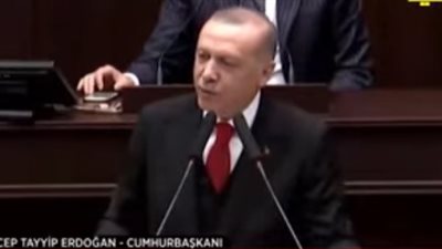 مواطن تركي يحرج أردوغان: 