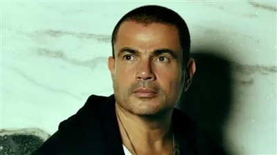 عمرو دياب يتصدر 