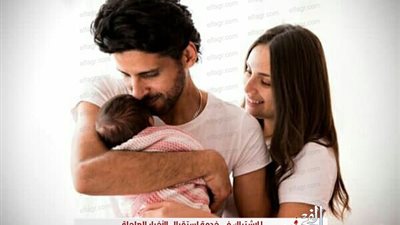 بجلسة تصوير جديدة.. حمدي الميرغني يحتفل بـValentiens day 