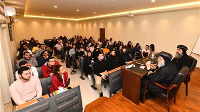 البابا تواضروس يلتقي شباب إيبارشيتي النمسا وفرنسا