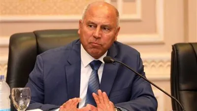 بعد تعنيف وزير النقل للمسئولين.. قصة تنفيذ محور بديل خزان أسوان 