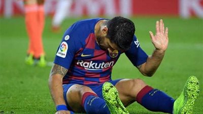 عاجل.. برشلونة يفكر في الإطاحة بنجمي الفريق لضم بديل سواريز