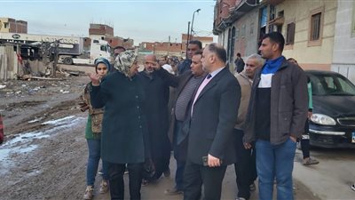 رئيس حي شرق الإسكندرية: بدء العمل في مشروع الصرف الصحي بمنطقة أبيس الأولى (صور)