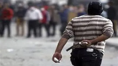 القبض على 4 أشخاص بحوزتهم أسلحة في مصر القديمة