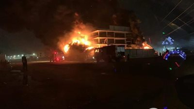 السيطرة على حريق هائل في أحد المصانع ببورسعيد 