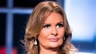 يسرا تحصد لقب 