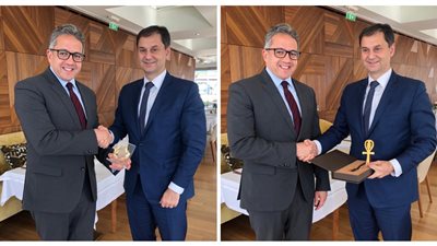 وزير السياحة والآثار يدعو نظيره اليوناني لحضور 