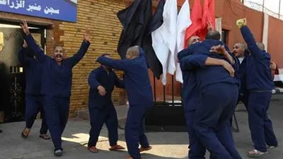 الإفراج عن 671 سجينا