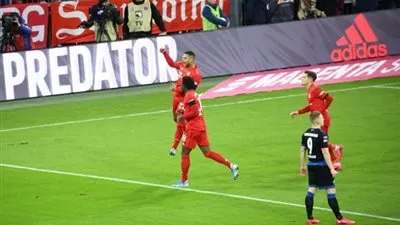 بايرن ميونخ ضد بادربورن 2/3 في الدوري الألماني | ملخص وأهداف المباراة (فيديو)