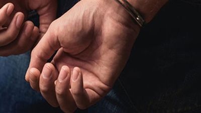 تجديد حبس عاطل لإحداثه عاهة مستديمة بوجه شخص في الإسكندرية 