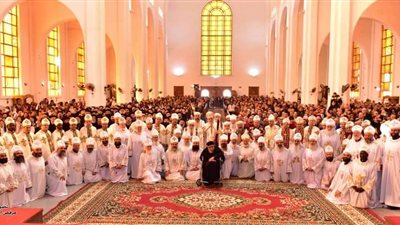 سيامة ٢٥ كاهنًا لإيبارشيات وقطاعات رعوية مختلفة بدير الأنبا بيشوي