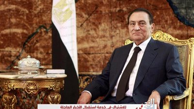 مواقع التواصل الاجتماعي تتحول لسرادق عزاء بعد وفاة محمد حسني مبارك