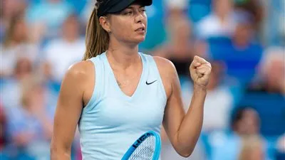 بعد اعتزالها.. محطات مضيئة من مسيرة الحسناء الروسية 