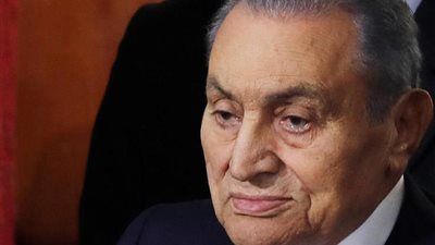 أستاذ تاريخ: 