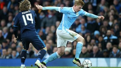 جوارديولا يُفاجي زيدان.. تشكيل ناري لمانشستر سيتي ضد ريال مدريد