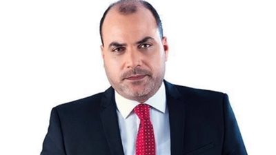 محمد الباز: مبارك انتصر في معركته الأخيرة.. والجماعات الإرهابية دعمت ثورة يناير