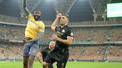 كلاسيكو النصر والأهلي يشعل صراع المنافسة بين السومة وحمد الله