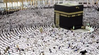 بعد وقف تأشيرات العمرة.. ما هي إجراءات الدولة المصرية؟