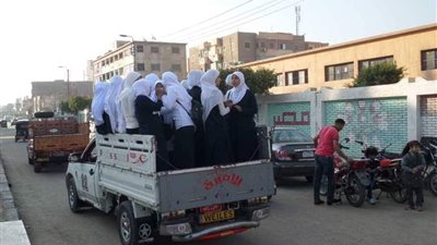 ريف الإسماعيلية يعاني من سيارات غير أدمية لنقل المواطنين (صور)