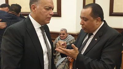 وزير النقل السابق ومتحدث المترو في عزاء مبارك