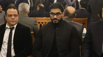 خالد سليم يؤدي واجب العزاء في الرئيس الأسبق حسني مبارك