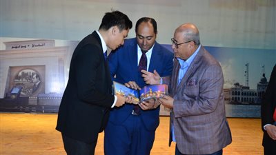 السفارة الأندونيسية تُكرم مجلس الشباب المصري في ختام فعاليات اليوم المصري الإندونيسي 