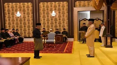 ماليزيا: رئيس الوزراء الجديد يؤدي اليمين الدستوري