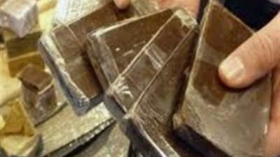 حبس عاطل لإتجاره بالحشيش في البساتين