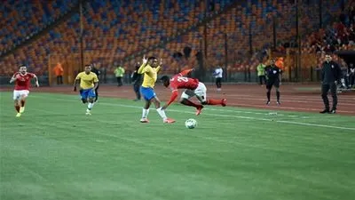 عاجل.. إصابة علي معلول وأجايي قبل مباراة العودة ضد صن داونز