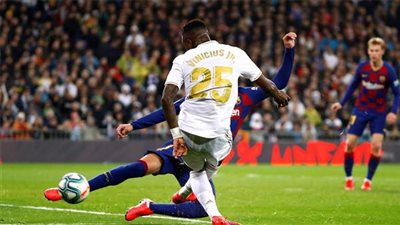 نجوم حسمت موقعة الكلاسيكو للريال