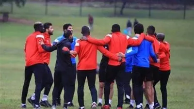 مران خفيف للأهلي في جنوب إفريقيا