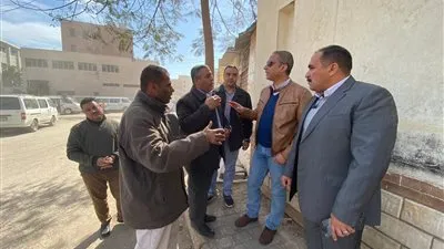 جولة مفاجئة لمحافظ الفيوم لمتابعة أعمال النظافة بأحياء المدينة