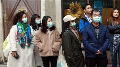 بسبب كورونا.. الصين تعتزم إجلاء رعاياها من إيران