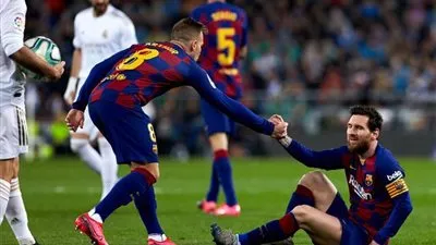 جريمة فنية .. ستين أشرك لاعباً مصاباً في الكلاسيكو