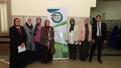 افتتاح المؤتمر الخامس للأبحاث الطلابية بطب عين شمس (صور)