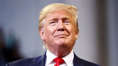 ترامب يسخر من منافسيه على الرئاسة الأمريكية