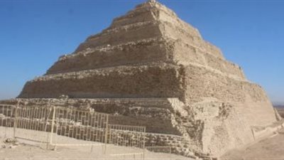 تزامنا مع افتتاحه.. تعرف على مراحل تطوير مشروع هرم زوسر في سقارة