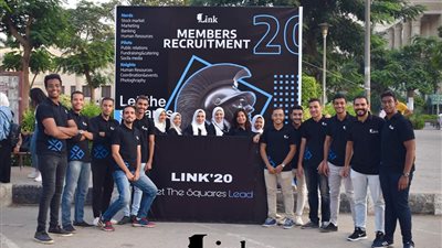 افتتاح نشاط طلابي بجامعة القاهرة لحل مشاكل سوق العمل (صور)