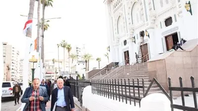 محافظ بورسعيد يتابع استعدادات افتتاح أعمال تطوير المجمع الإسلامي 