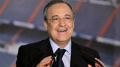 فلورنتينو بيريز يُوجه رسالة عاجلة إلى لاعبي ريال مدريد