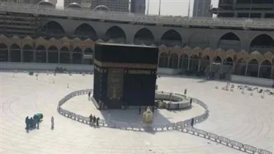 كورونا ليس الأخير.. 5 أحداث تاريخية أغلق فيها الحرم المكي