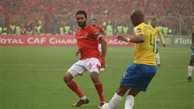 عاجل.. شوبير يدافع عن حسين الشحات: يحتاج لعملية جراحية