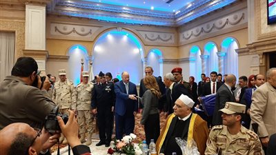 محافظ القاهرة: مصر لن تنسى أبنائها الشهداء