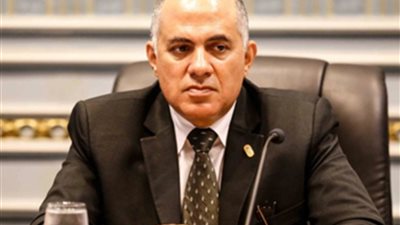 وزير الري يعلن حالة الطوارئ استعدادا لموجة الطقس السيئ