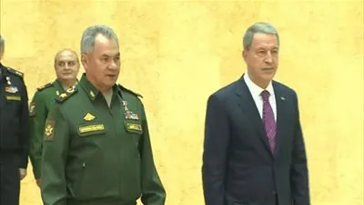 روسيا: شويجو ووزير الدفاع التركي يناقشا استقرار الوضع في إدلب